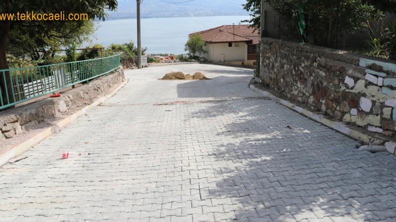 İzmit Belediyesi’nden Orhan Mahallesine Hizmet