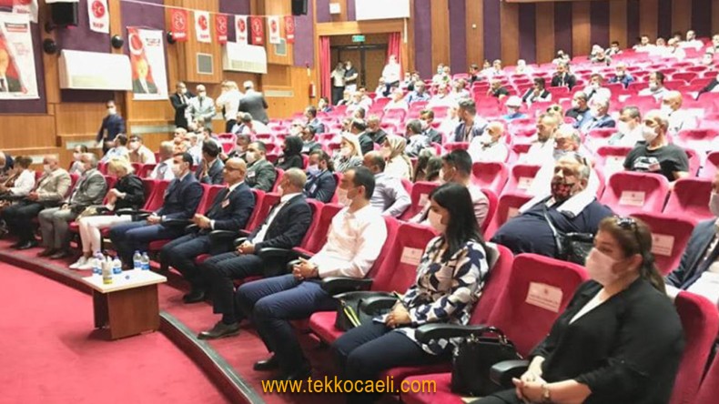 MHP İzmit’te Ahmet Yalçınöz Güven Tazeledi