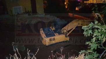 Karantina Altındaki Binanın İstinat Duvarı Çöktü