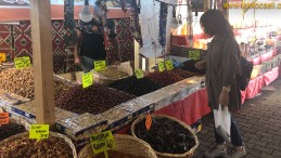 Yöresel Ürünler Pazarı Outlet Center İzmit’te