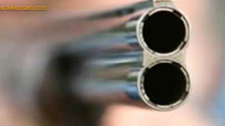 Cani Koca Eşini Tüfekle Vurdu