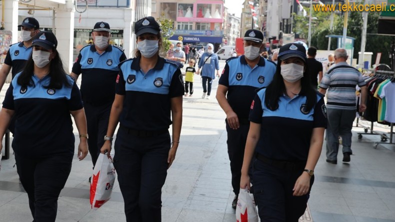 İzmit Belediyesi’nin Kadın Zabıtaları Görev Başında