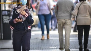 Kısıtlamalar Geri Gelebilir, Bilim Kurulu Üyesi Açıkladı