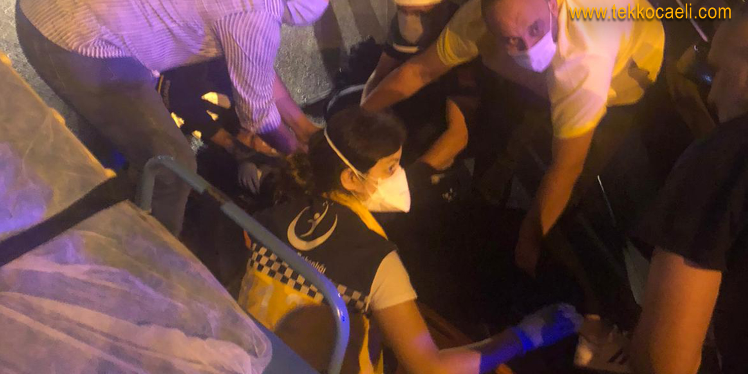 Köseköy Işıklarda Otomobil Kadına Çarptı