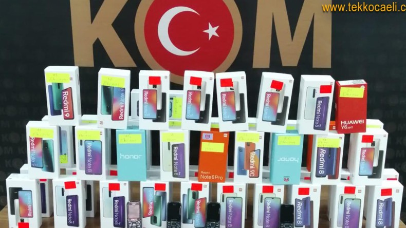 Cep Telefon Dükkanına Baskın; Gözaltılar Var