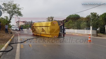 Başiskele Belediyesi’ne Ait Su Tankeri Devrildi