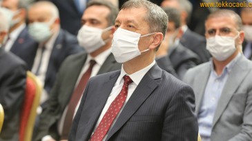 Bakan Selçuk’tan Kocaeli Büyükşehir’e Övgüler