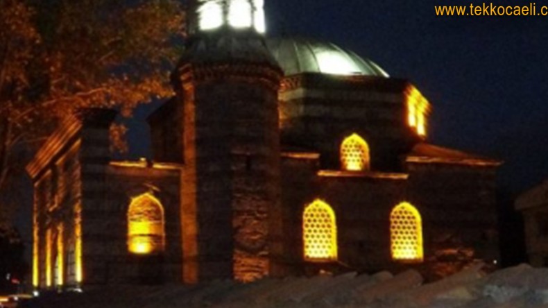 ŞOK! Camide İntihar Etti