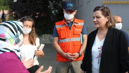 Başkan Hürriyet Mahallelerden Çıkmıyor