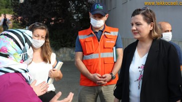 Başkan Hürriyet Mahallelerden Çıkmıyor