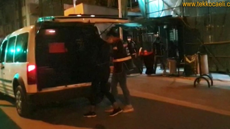 Gebze’de 7 Ayrı Eve Giren Hırsızlar Yakalandı