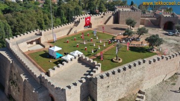 Hereke Kalesi 1400 Yıl Sonra Kapılarını Açtı