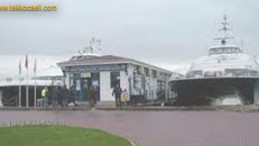 65 Yaş Üstü Vatandaş Vapur İskelesini Karıştırdı