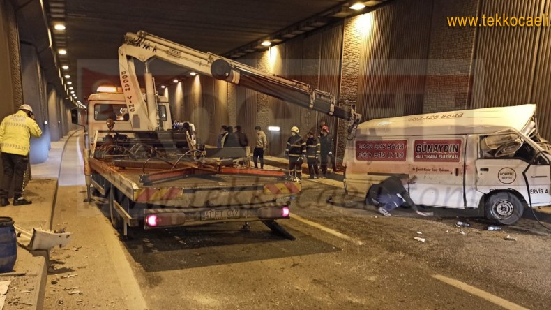 Seka Tünelinde Feci Kaza