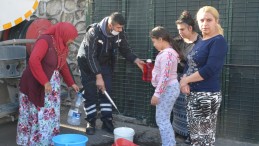 Su Kesintisi Olan Mahallelere İzmit Belediyesi’nden Destek