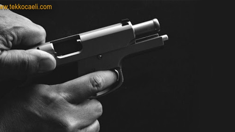 Ahmet Davutoğlu’na Yakın İsme Silahlı Saldırı