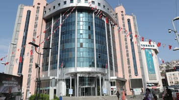 İzmit Belediyesi’nin Esnafa Destek Paketi Devrede