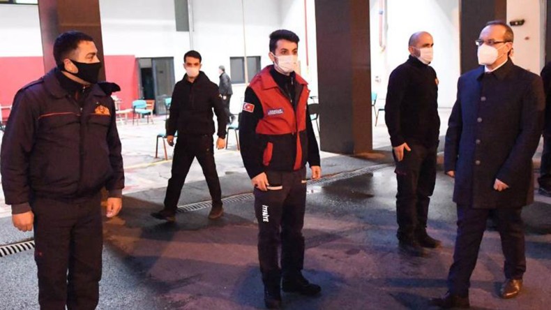 Kocaeli Valisi Seddar Yavuz’dan İtfaiye Erlerine Ziyaret