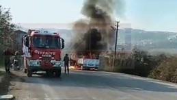 Seyir Halindeki Kamyonet Alev Aldı