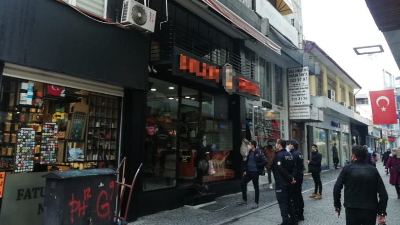 8 Yaşındaki Çocuğa Dayak Atan Esnafa ŞOK!