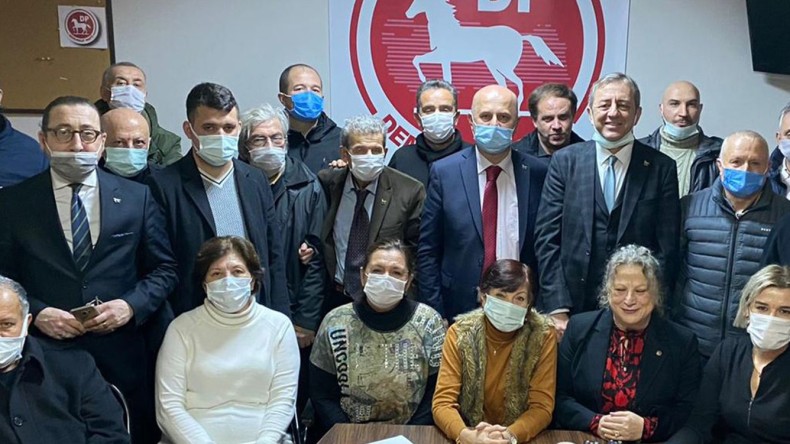 Demokrat Parti’ye Yeni Üyeler