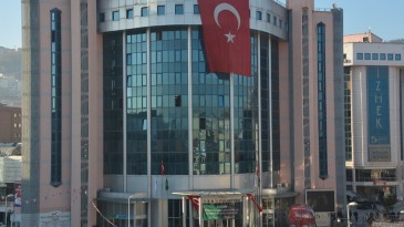 İzmit Belediyesi Esnaftan İşgal Harcı Almayacak