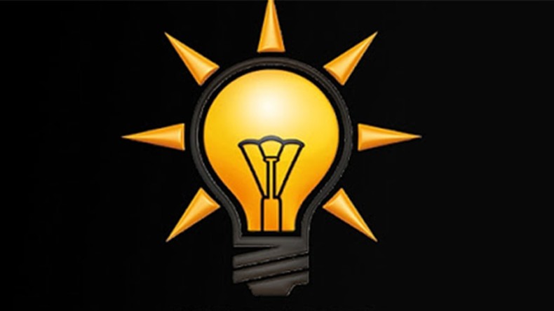 Ak Parti’li Meclis Üyesi Engin Uçar İstifa Etti