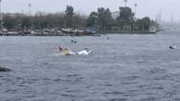 Fırtına Balıkçı Teknesini Batırdı