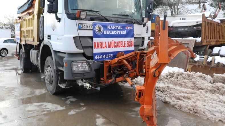 İstanbul’dan İzmit Belediyesi’ne Kar Robotu Desteği