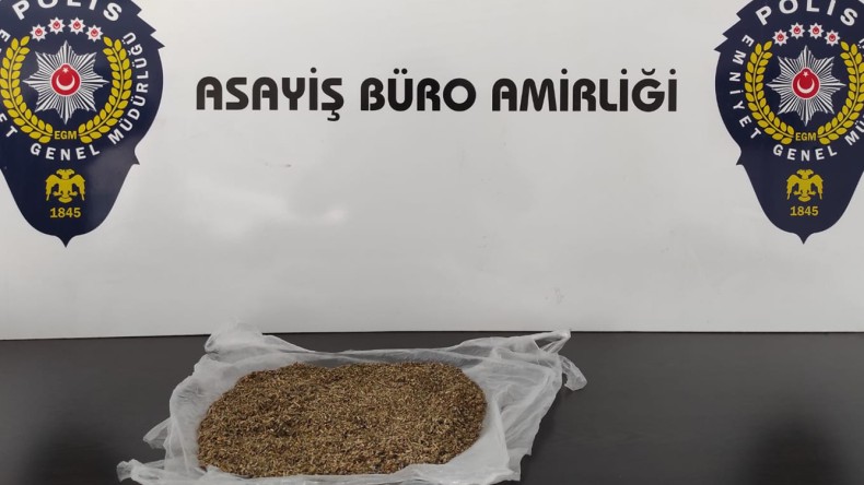 Polisi Görünce Kaçtı; Bonzai İle Yakalandı