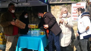 İzmit Belediyesi ALES Adaylarını Yalnız Bırakmadı