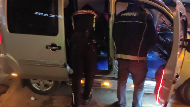 Emniyet’ten İzmit’te Uygulama