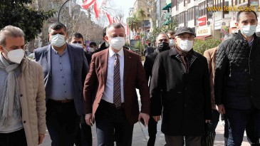 Büyükakın İzmit’te Esnafları Ziyaret Etti