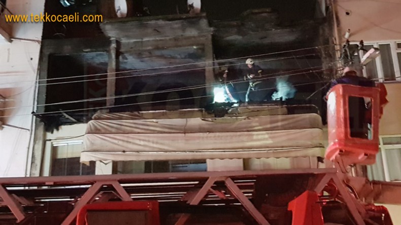 İzmit Kadıköy Mahallesinde Yangın