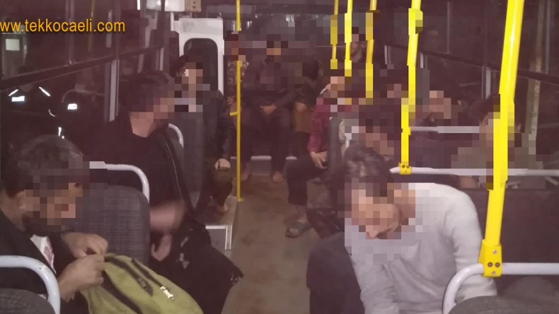 Geri Dönüşüm Tesisinde Kaçak Göçmenler Yakalandı