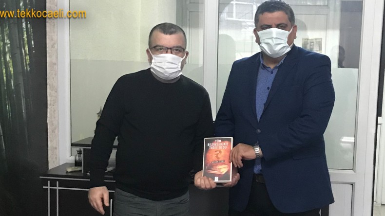 Hasan Ayaz; İzmit’te Şov Var, Hizmet Yok