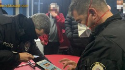 Derneğe Polis Baskını