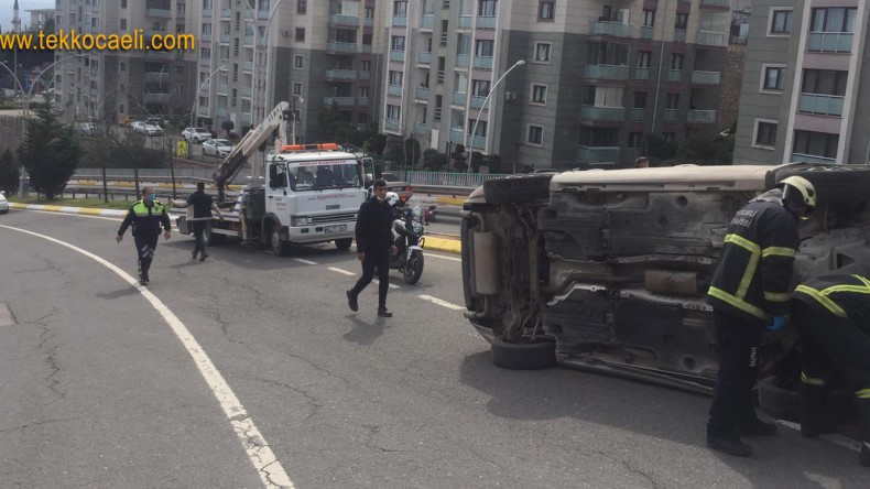 İzmit’te Kaza; Yaralı Var