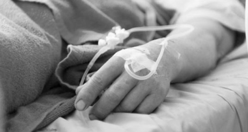 Üç Kardeş 15 Gün İçerisinde Korona’dan Can Verdi