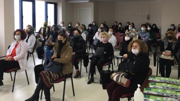 İZMEK’le Meslek Edinip e-Ticarete Atılacaklar