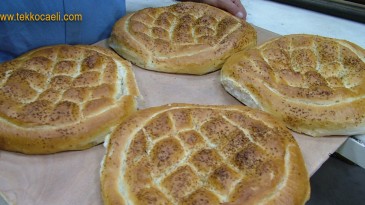 Büyükşehir’den İhtiyaç Sahiplerine 46 Bin Pide Ücretsiz