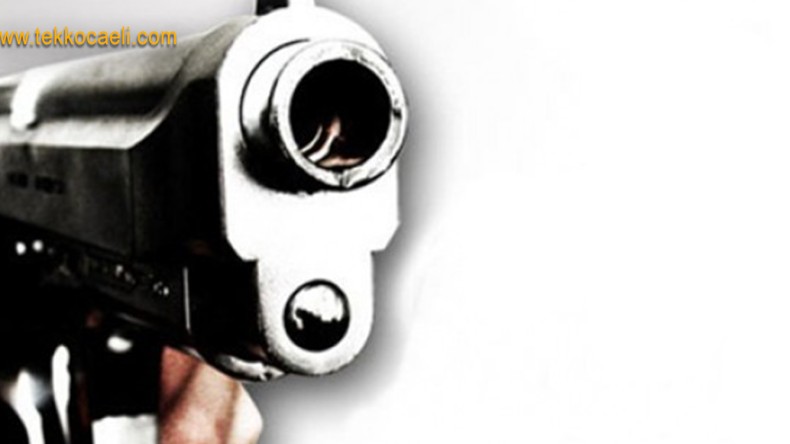 Eşini Başından Tabancayla Vurarak Öldürdü