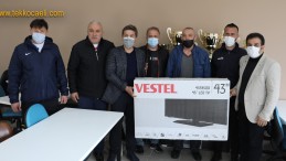 Hürriyet’ten Arslanbey GB Spor Kulübüne Destek