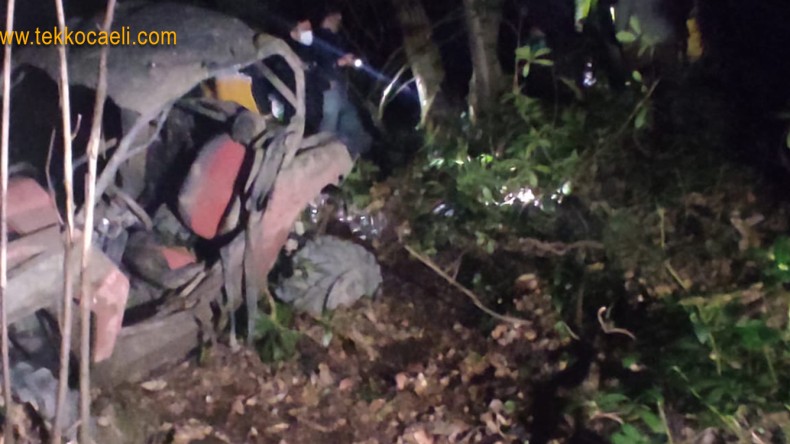 UTV Uçuruma Yuvarlandı; Ölü ve Yaralı Var