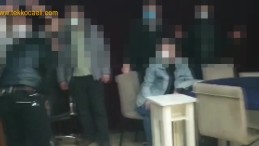 Emniyet Göz Açtırmıyor; Kahvehaneye Baskın…