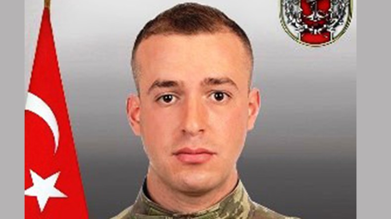 Şehit Ateşi Gölcük’e Düştü