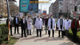 Beyaz Önlükleriyle Sahaya İndiler; Esnaflara Uyarı..