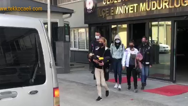 Her Yerde Aranıyorlardı; Kadın Hırsızlar Enselendi