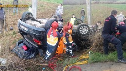 Kontrolden Çıkan Araç Takla Attı