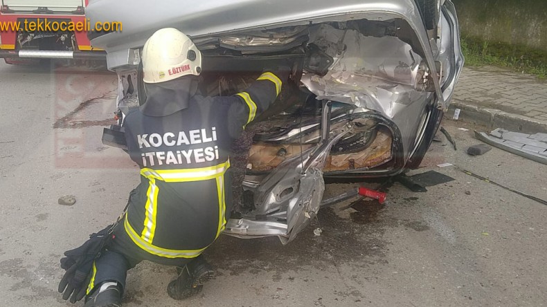 Gölcük’te Kaza; 5 Yaralı